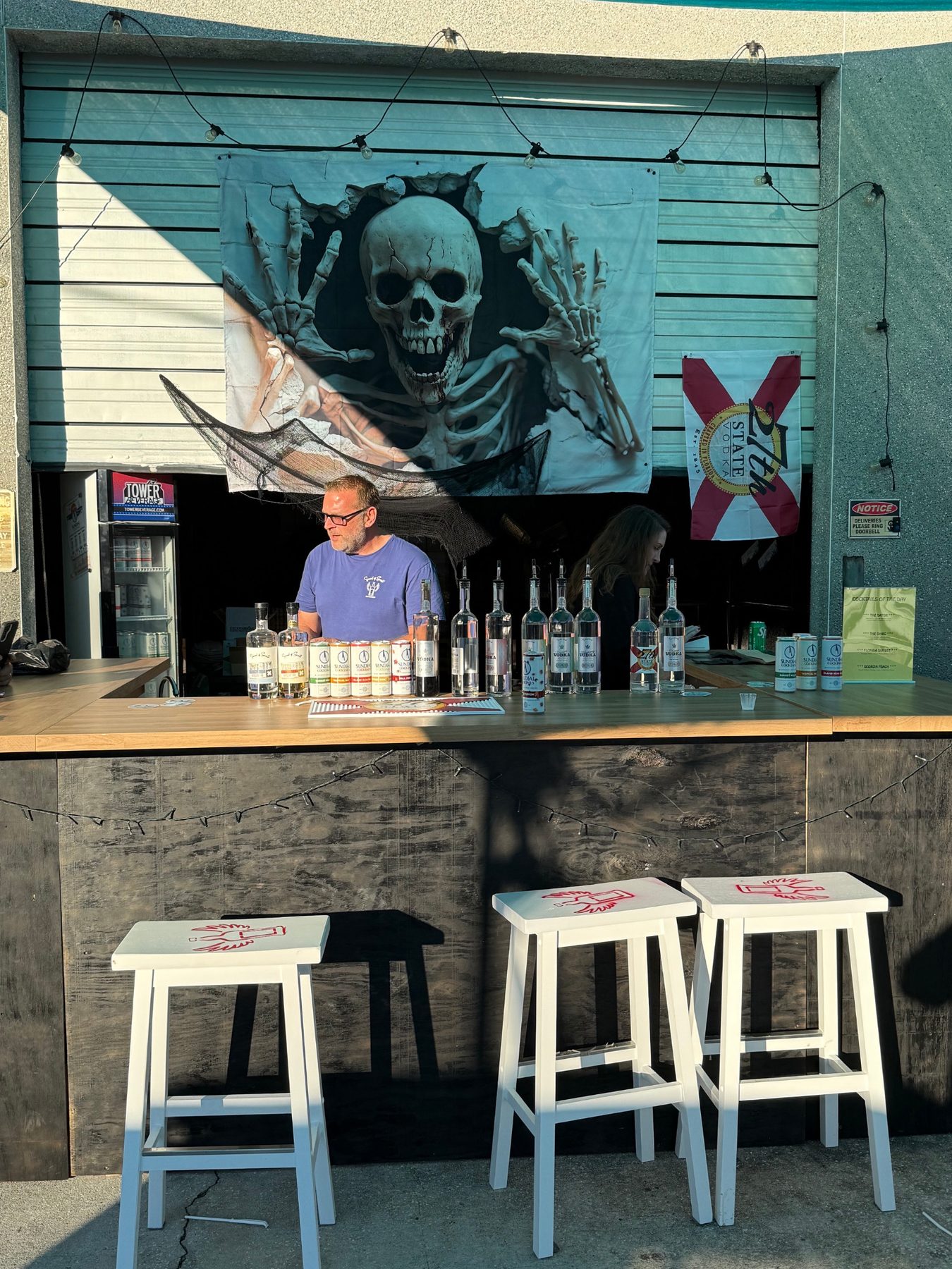 Seasonal Bar